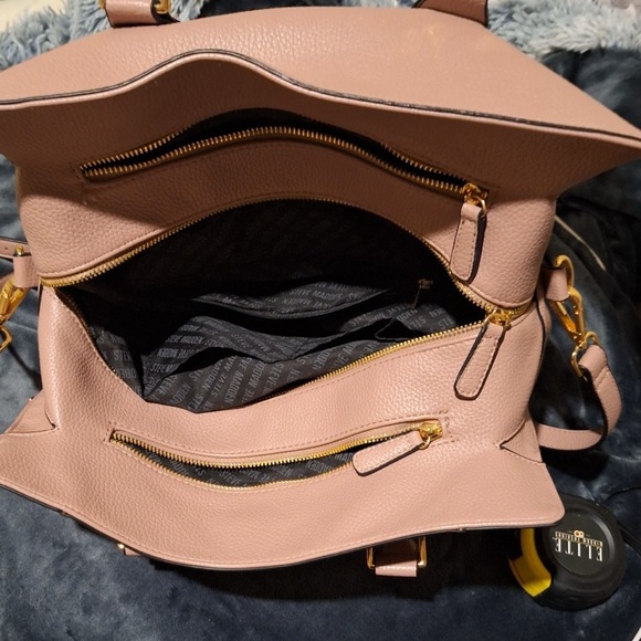 Steve Madden Tote - Picture 4 of 4